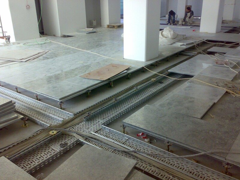 Tehnician instalari retele in spatii birouri/ industriale, centre de date